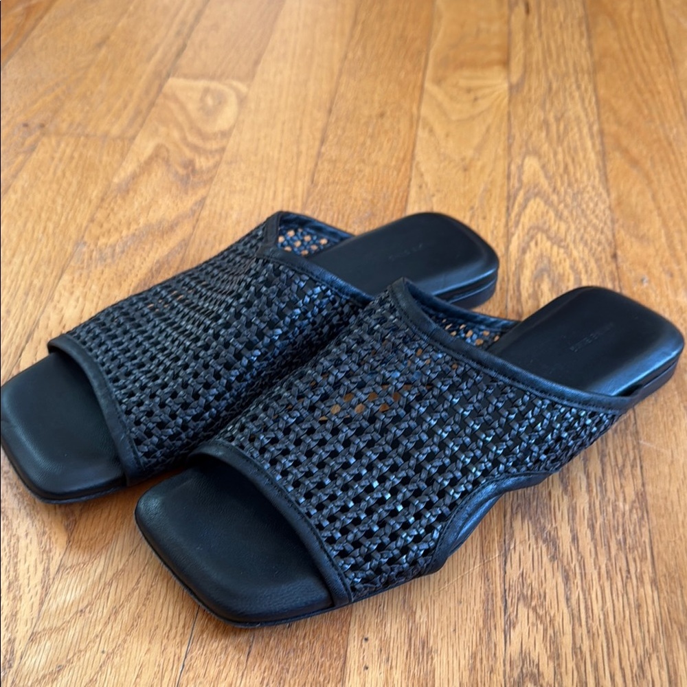 Anine Bing Black Woven Flats, size 39